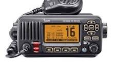 m424-fixed-mount-dsc-vhf-marine-radio-5879