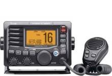 m504a-61-submersible-plus-class-d-dsc-vhf-marine-radio-blac