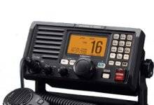 m604-vhf-radio-w-hailer-black